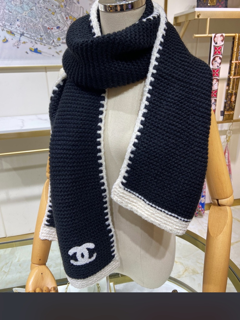 🖤 Double C Designer Black White Knit Letter Logo Winter Scarf